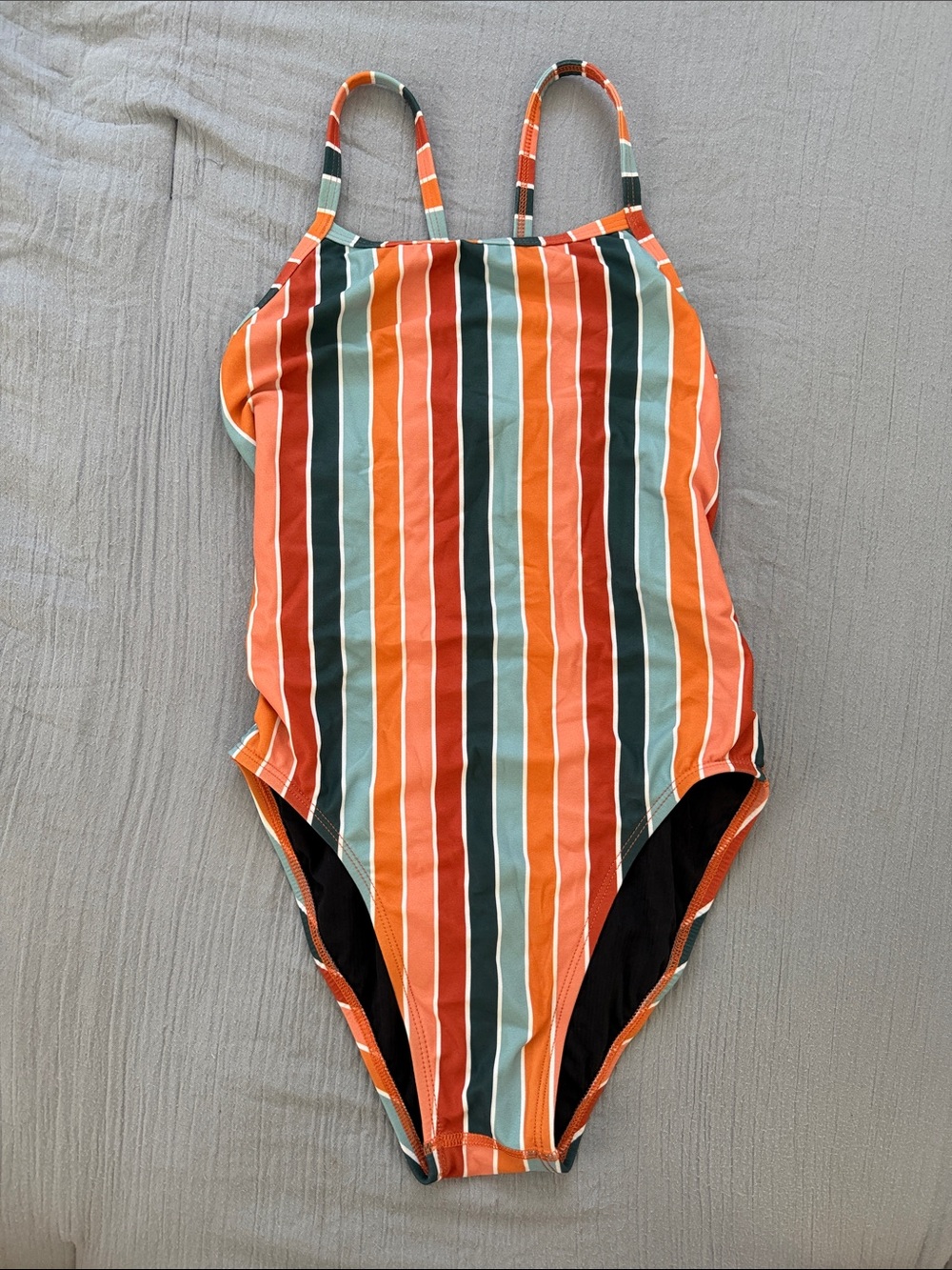 JOLYN Perry One Piece - Picture 1 of 3